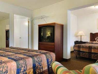 Knights Inn & Suites Seatac Airport Tukwila Ngoại thất bức ảnh
